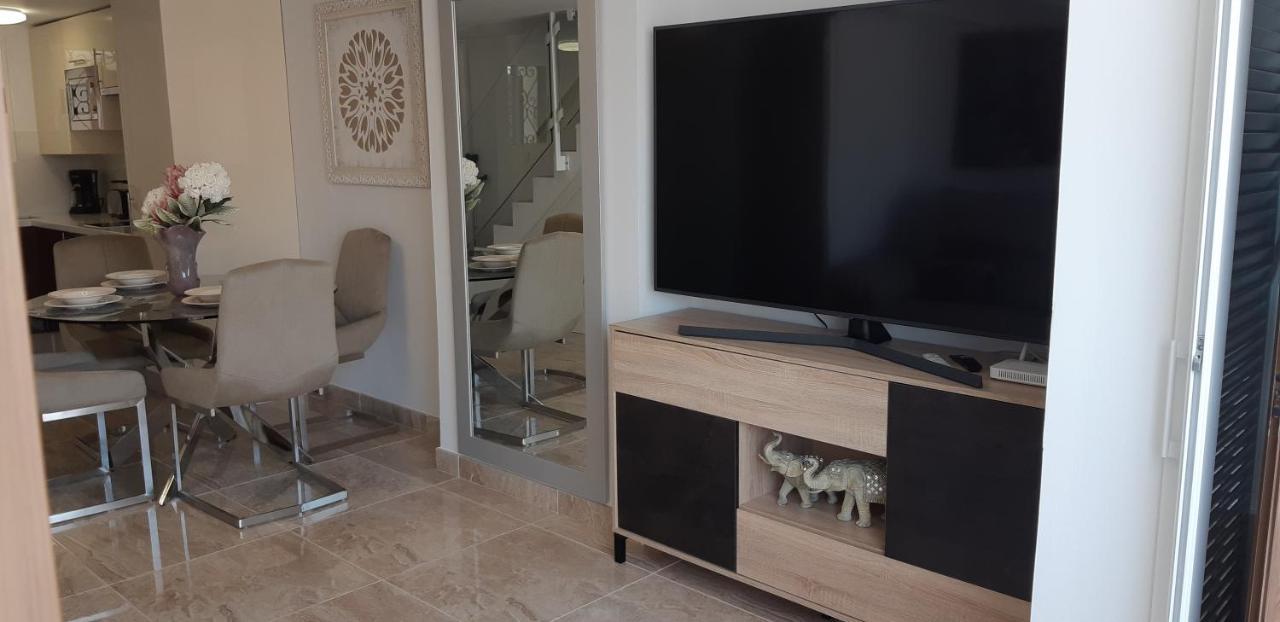 Parque Santiago 1 Luxury Apartament بلايا ذي لاس أميريكاس المظهر الخارجي الصورة